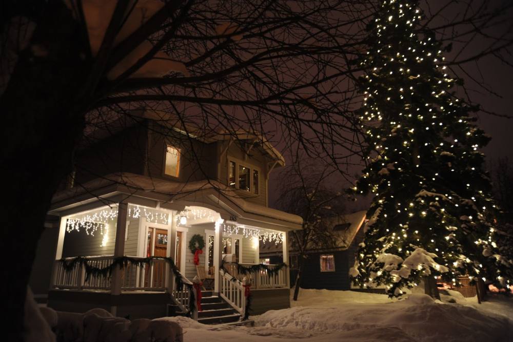 home exterior beautifully decorated for the holidays